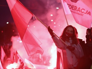 Marsz Niepodległości odcina się od zadym. Organizatorzy wskazują na winnych