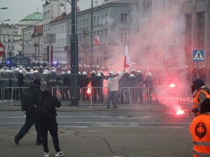 [WIDEO] MSWiA opublikowało zapis monitoringu z Marszu Niepodległości