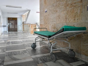 Raport MZ ws. koronawirusa: Spadek zakażeń, rekord przypadków śmiertelnych