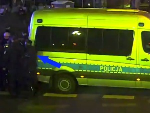 [video] Jest film z przepychanki z Czarzastym. Immunitet jaki posiadacie nie daje prawa do przepychania policjantów