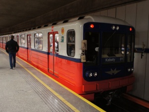 Nietypowy przetarg warszawskiego ratusza. Specjaliści sprawdzą czy metro robi bzzzt a może bip bip”