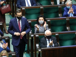 [SONDAŻ] Jak rząd radzi sobie z drugą falą epidemii? Premier ma powody do obaw