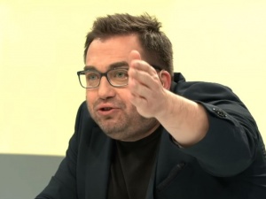 Węglarczyk cytuje japońskie media ws. Polski. Internauci nie mieli litości: Klawe jest życie naczelnego Onetu
