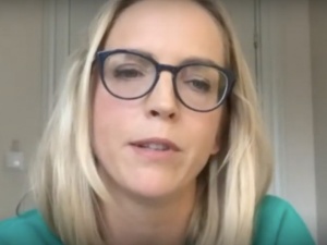 Naciska na policjantów. Widziałam w ich oczach wstyd. Trzaskowska ma teorię nt. prezesa PiS
