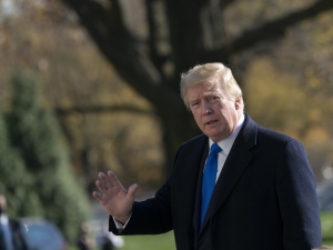 Dowiedział się, że ma koronawirusa, na spotkaniu z Trumpem
