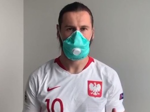 Grzegorz Krychowiak zakażony koronawirusem. Niepokojące wieści nt. polskiego piłkarza