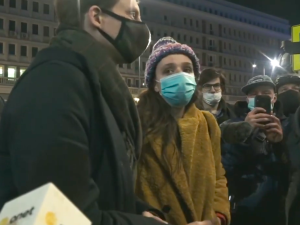 [Video] Wy nam robicie korytarz i wychodzimy. Oto, jak Lempart posłom polecenia wydawała