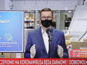 Premier zdradził nowe informacje o szczepieniach na COVID-19. „Darmowe i dobrowolne”