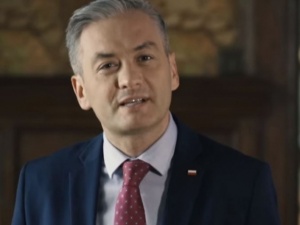Patryk Jaki z COVID-19. Obrzydliwe słowa Biedronia: „Czy to efekt ostatniego…”. Wpis zniknął po kilku minutach