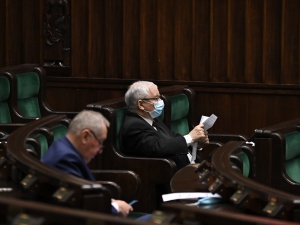 Prezes PiS odpowie za słowa z październikowego oświadczenia?  Jest decyzja prokuratury