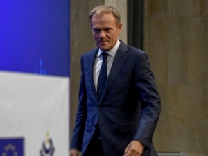 Tusk bije na alarm: „Jesteśmy w punkcie dramatycznie niebezpiecznym dla Polski”