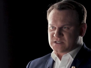 „Tyle warte, co jego rozmowy z Barackiem Obamą”. Tarczyński ocenia list Trzaskowskiego do szefowej KE