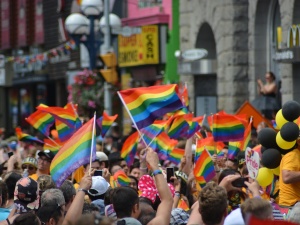 10 lat więzienia. Modlitwa w intencji odmiany homoseksualistów przestępstwem?