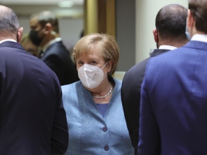 „Zgniły niemiecki kompromis nie zdyscyplinuje autokratów w Polsce”