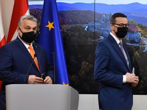 „Ich przywódcy mogą ogłosić się zwycięzcami”. Hiszpańskie i portugalskie media chwalą Polskę i Węgry
