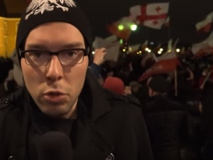 wRealu24 zablokowane na YT za podważanie efektywności zaleceń WHO. Rola komentuje