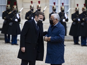 Koronawirus na szczycie UE? Reuters: prawdopodobnie Macron tam się zakaził