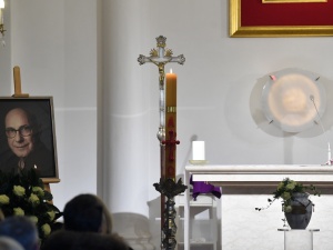 Pogrzeb Piotra Machalicy. Cezary Żak odczytał wzruszający list żony aktora
