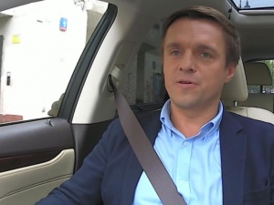 „Narodowa Kwarantanna nas ominie”. Jażdżewski pochwalił się wyjazdem na Teneryfę. Takiej odpowiedzi się nie spodziewał