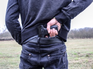 Francja: Tragiczny finał akcji policyjnej. Napastnik zastrzelił trzech żandarmów