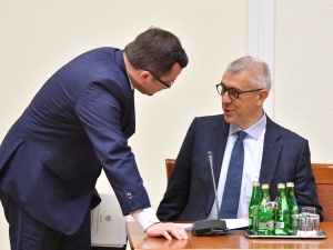 „Nie oddała komputerów”. Giertych skarży się na działania prokuratury