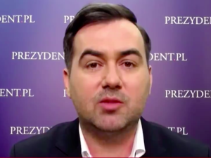 „Bulwersujące i kompromitujące”. Prezydencki minister ostro o zaszczepionych artystach i politykach