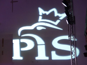 Jest decyzja PiS ws. starosty, który zaszczepił się przed medykami