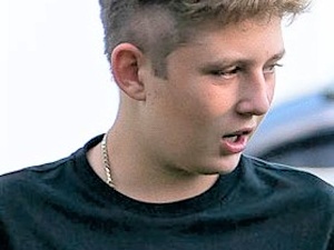 W cenzorskim szale Twitter zawiesił konto... 14-letniego syna Trumpa