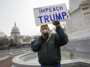 Wspierali Trumpa? Politycy, którzy nie poparli Bidena pożegnają się z dotacjami