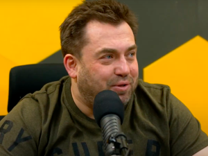 „Pewien członek władz PO wezwał mnie…”. Zaskakujący wpis redaktora naczelnego Onetu
