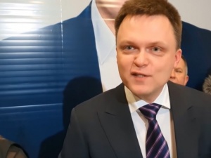 Senator KO dołącza do ruchu Szymona Hołowni! Co z większością opozycji w Senacie? 