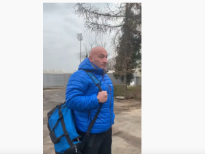 Stanowski kupił słynną niebieską kurtkę Najmana. Nie uwierzysz ile zapłacił