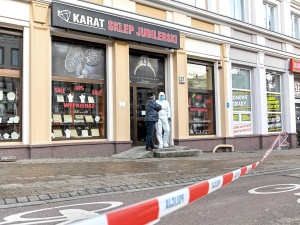 Napad na sklep jubilerski w Gdańsku. Trwa obława policji