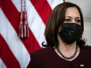„Washington Post” usunął kłopotliwy dla Kamali Harris fragment artykułu. Wyśmiewała się z więźnia