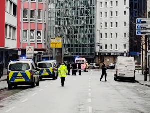 Atak nożownika we Frankfurcie! Trzy osoby ciężko ranne