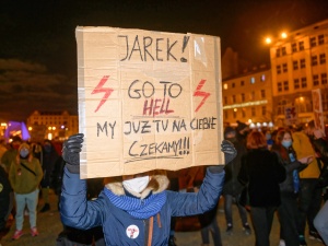 Grzech Gołębiewski: Zimowa tragifarsa, czyli lewacki kicz