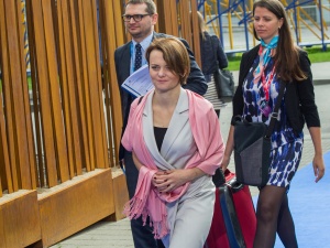 Afera po słynnym wyjeździe na narty. Prezes PiS podjął decyzję ws. Jadwigi Emilewicz