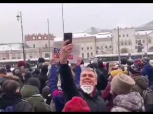 [video] Mieszkańcy Moskwy skandują Żywie Biełaruś! - Inspirują się nawzajem