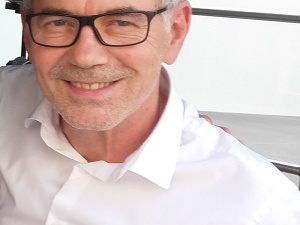 Niedawno sam pracował w TVP. Teraz Robert Janowski atakuje Jana Pietrzaka