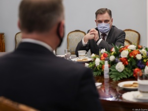 Emerytury stażowe: opór jest raczej po stronie Zjednoczonej Prawicy