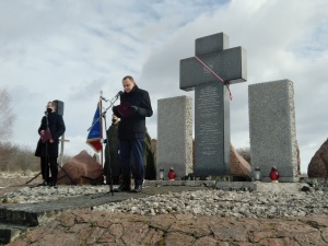 Skandal w Hucie Pieniackiej w rocznicę Rzezi Wołyńskiej. Obraźliwe okrzyki Ukraińców