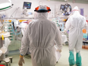 Radom: Fatalna sytuacja w związku z pandemią. Nie ma już wolnych miejsc dla pacjentów z COVID-19