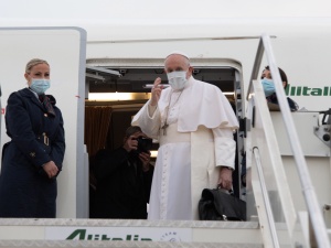 Papież Franciszek przybył do Bagdadu 