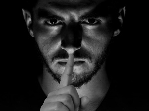Problemem jest blokowanie treści na Facebooku i YouTubie. Ordo Iuris z wnioskiem do UOKiK