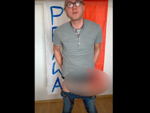 Aktywista LGBT kolejny raz znieważa polską flagę! Polityk Solidarnej Polski zgłasza sprawę do prokuratury