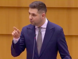 [WIDEO] „Wam się wydaje, że będziecie uczyć zacofanych Polaków…”. Patryk Jaki nie przebierał w słowach!