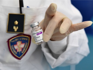 Dania wstrzymuje stosowanie szczepionki AstraZeneca. „Poważne przypadki zakrzepów”