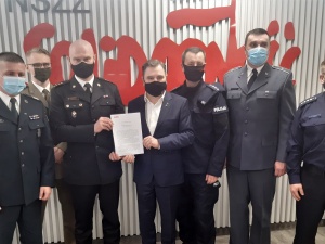 „Solidarność” w służbach mundurowych o projekcie nowelizacji: zamiast ujednolicać, dalej różnicuje