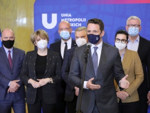 Trzymajcie kciuki za Gośkę. Rafał Trzaskowski na kwarantannie