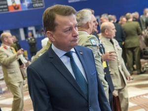 Szef MON: Tymczasowy szpital na Okęciu przyjął pierwszych pacjentów